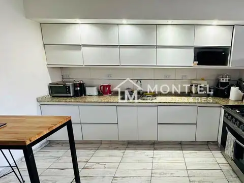 Casa en Venta en Ciudad Jardín del Palomar, USD 185.000