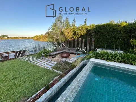 Casa en venta a la laguna