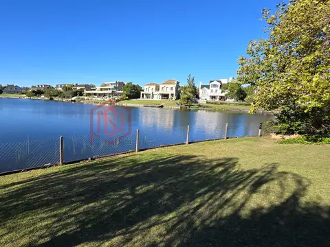 Casa en Venta en Nordelta La Isla, USD 2.490.000