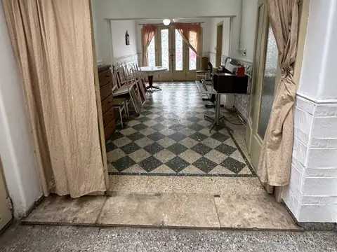 Depto Tipo Casa 5 ambientes con 1 baño