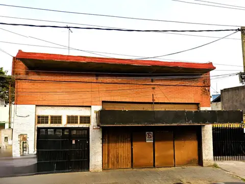 Galpon en Venta en Villa Ballester, USD 245.000