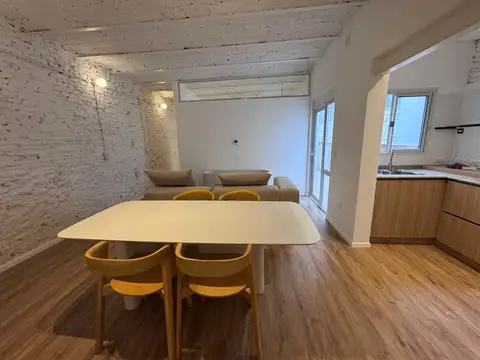 Depto Tipo Casa en Venta de 4 ambientes