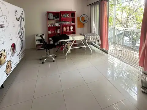 Paunero 1700, Piso 1