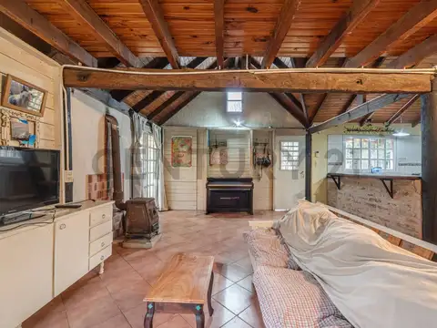 Casa 3 ambientes con 1 baño