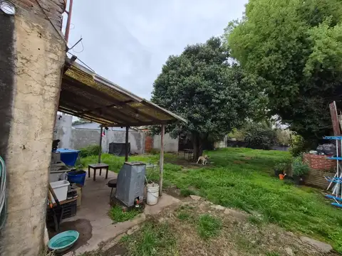Casa 2 ambientes con 1 baño