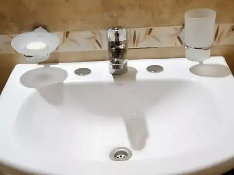 joaquin v GONZALEZ 2100