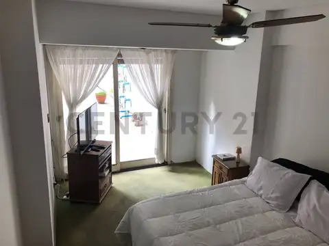 Avenida Santa Fe 3300, Piso 1