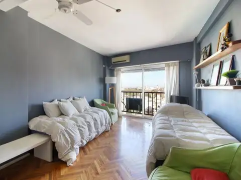 VENTA DEPTO  1 AMB SOBRE LIBERTADOR VISTA AL RIO