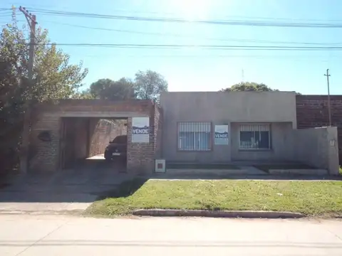 Casa - Venta - Argentina, Lobos - Oreste Piñeiro 500