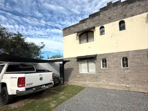 Departamento tipo casa Caseros 1100