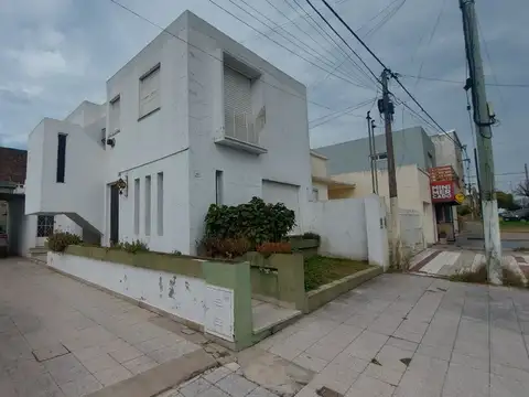 CASA EN VENTA EN ARRECIFES 