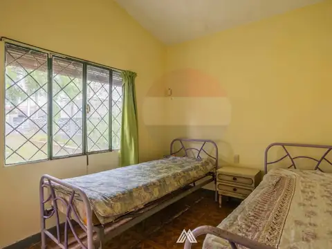 Casa 5 ambientes con 2 baños