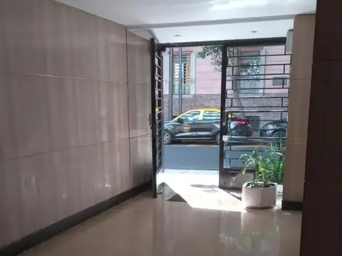 Ayacucho 300, Piso 1