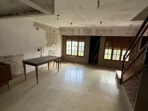Casa en Venta - 4 Dormitorios 2 Baños - 288.08mts - Mar Del Plata