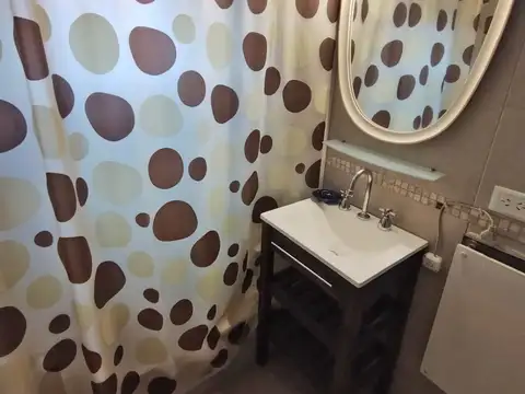 Depto Tipo Casa en Venta con 1 cocheras