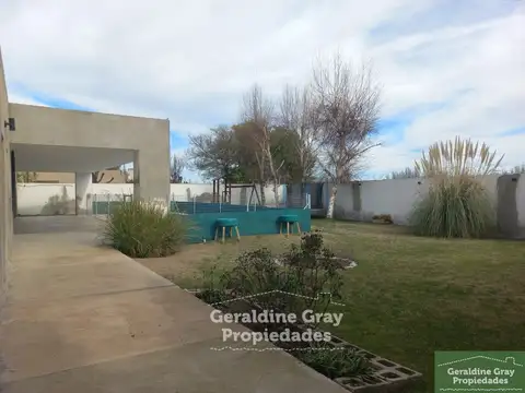 Casa de 3 dormitorios en venta en el barrio Bilingüe, Confluencia Rural, Neuquén