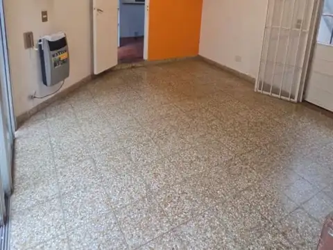 Oficina en Alquiler en Quilmes, $ 800.000