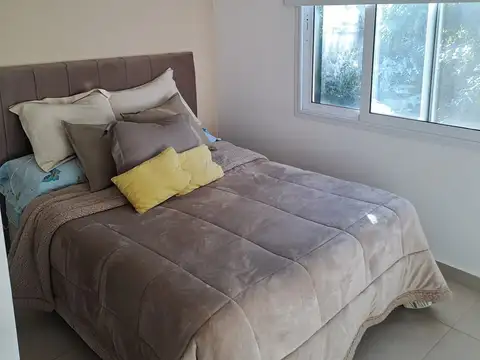 Casa Chalet  en Venta en San Eduardo, Pilar del Este, Pilar