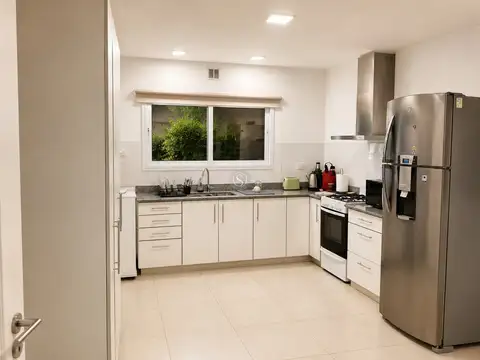 Casa en Venta en Barrio San Eduardo, Pilar del Este, Pilar