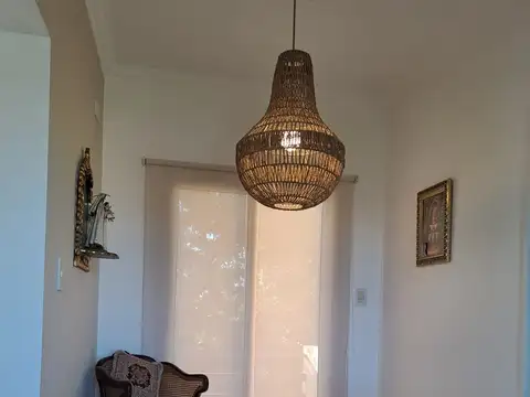 Casa en Venta con 4 cocheras