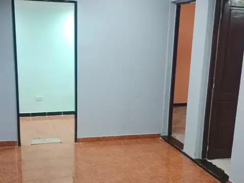 Avelino Díaz 2000, Piso PB