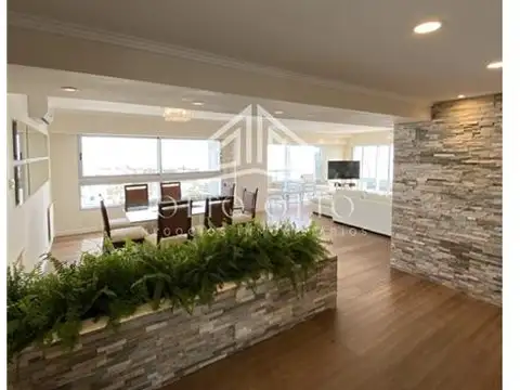 Espectacular Penthouse en Alquiler y venta Fte al puerto