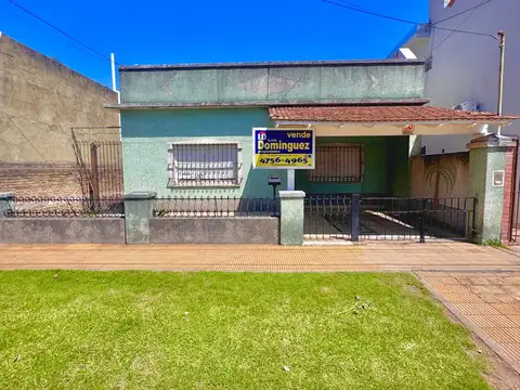 Casa en venta en Munro EN UNA PLANTA. GR JARDIN EXCELENTE UBICACION.