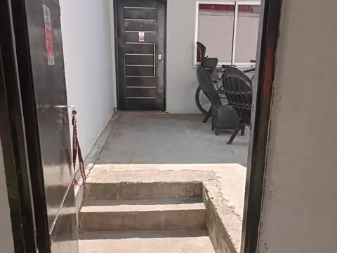 PH 3 ambientes con jardín en Moreno