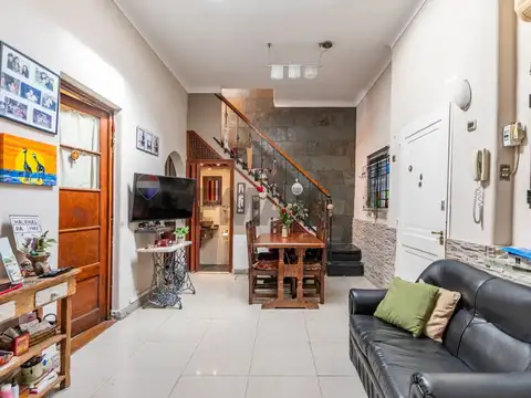Depto Tipo Casa 4 ambientes con 1 baño