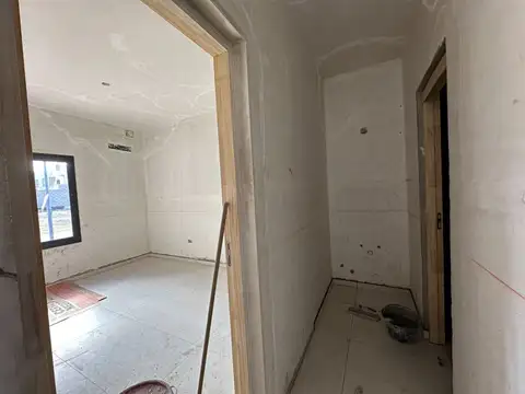 VENTA CASA 2 DORMITORIOS - ETAPA 4 DOCTA AVENIDA