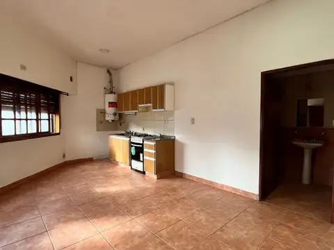 Depto Tipo Casa en Alquiler de Monoambiente
