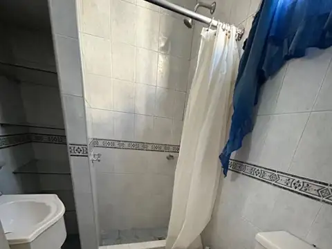 Departamento en Alquiler en Villa del Parque, USD 115.000