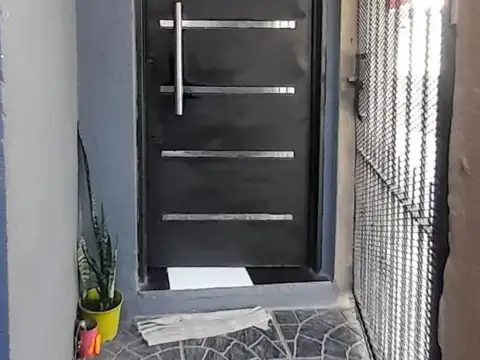 Depto Tipo Casa en Venta en Villa Ballester, USD 45.000