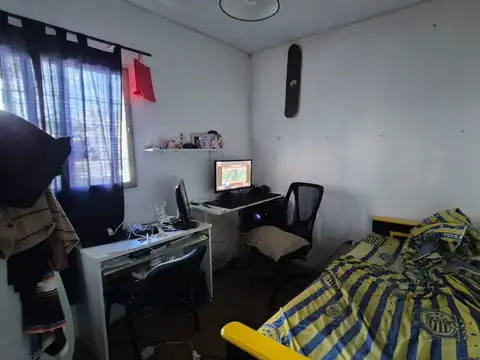 venta casa 3 dormi con galpon en barrio matheu