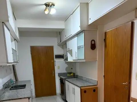 Departamento 4 ambientes con 3 baños