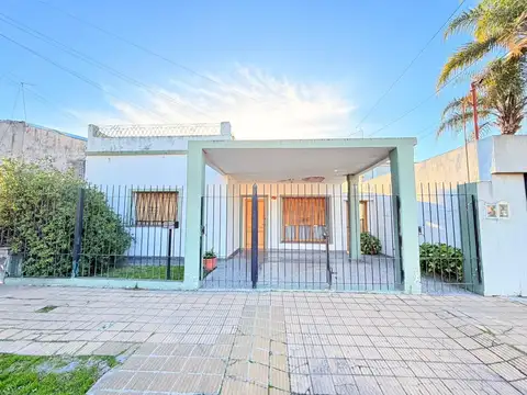 CASA AMERICANA + DEPARTAMENTO - APTO A CREDITO