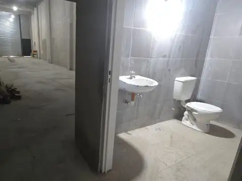 Local en Alquiler en Flores, $ 3.500.000