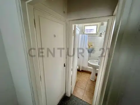 Departamento de 2 ambientes con dependencia – Zona Plaza Colón