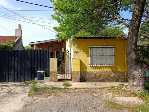 Venta | Casa | 2 Dormitorios | Galpon | Cochera | Granadero Baigorria