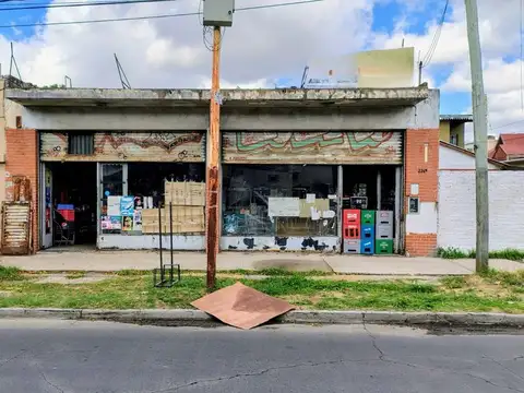 VENTA de Local 200 m² Av Marconi 2200 El Palomar