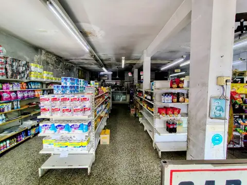 VENTA de Local 200 m² Av Marconi 2200 El Palomar
