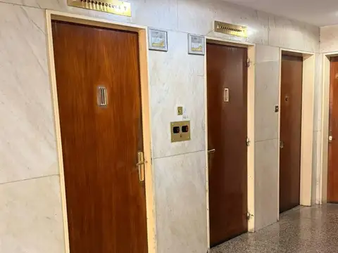 DEPARTAMENTO EN VENTA 2 AMBIENTES EN BARRACAS 2 PATIOS OPORTUNIDAD