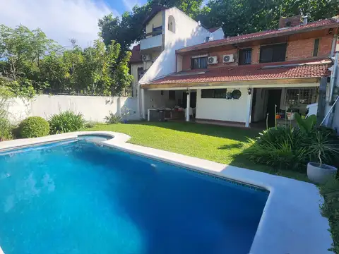 Casa Venta 2 Plantas 5 Ambientes Impecable Piscina Jardin Olivos