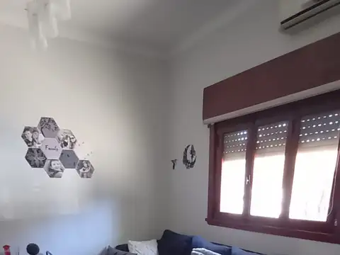 Casa en Venta en Barrio Parque, USD 205.000