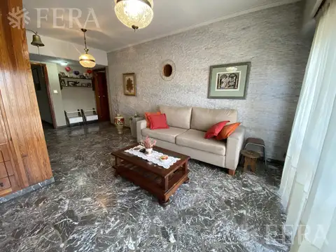 Casa 6 ambientes con 3 baños