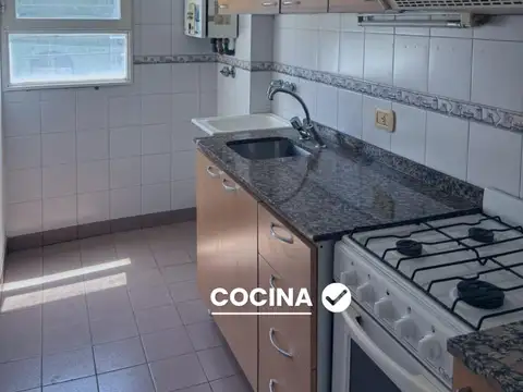 Departamento en Alquiler en Remedios de Escalada, $ 570.000