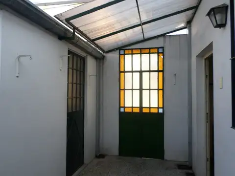 Depto Tipo Casa en Alquiler de 2 ambientes