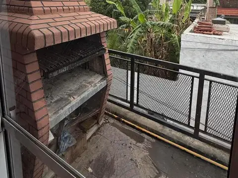 Depto Tipo Casa en Venta 35 años