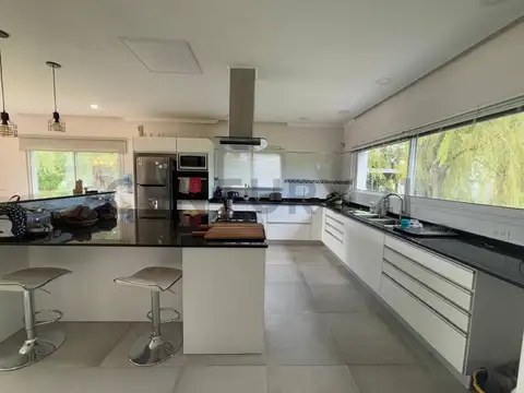 CHACRAS DE URIBELARREA , Piso 0