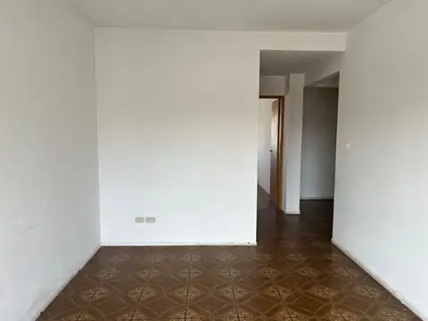 Departamento en Alquiler en Villa Ortuzar, $ 700.000